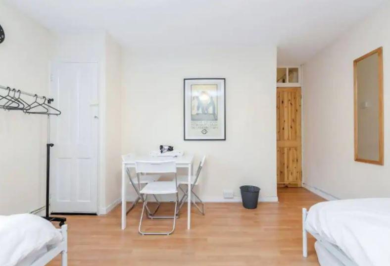 Aplacetostay Central London Apartment, Zone 1 Leic Buitenkant foto